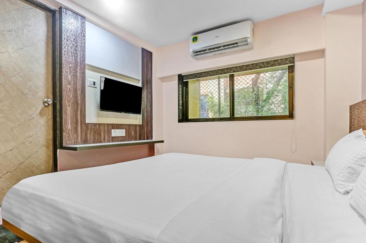 Oyo Flagship 83396 Hotel Vinyasa Residency Мумбаї Екстер'єр фото
